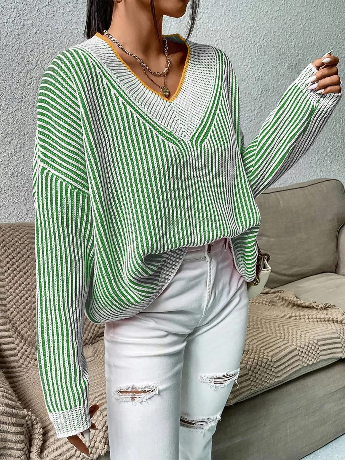 Cakulo Womens Fall 2024 Oversized Striped V Neck Sweaters Long Sleeve Knit Color Block Trendy Pullover Sweater Top