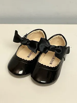 Child Shoe Size 6 Black Patent Leather Shoes