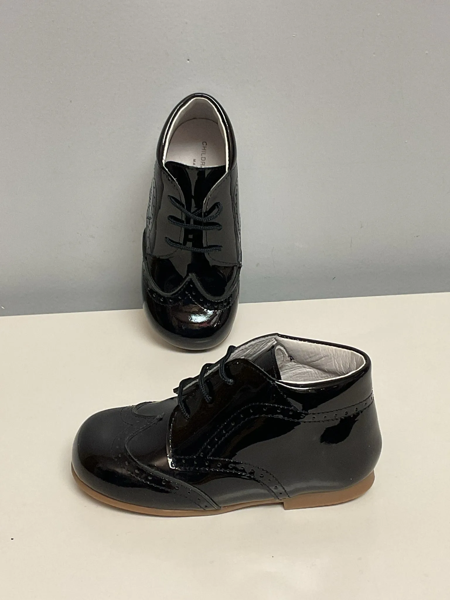 Children's Classics Child Shoe Size 7.5 Black Patent Leather Shoes