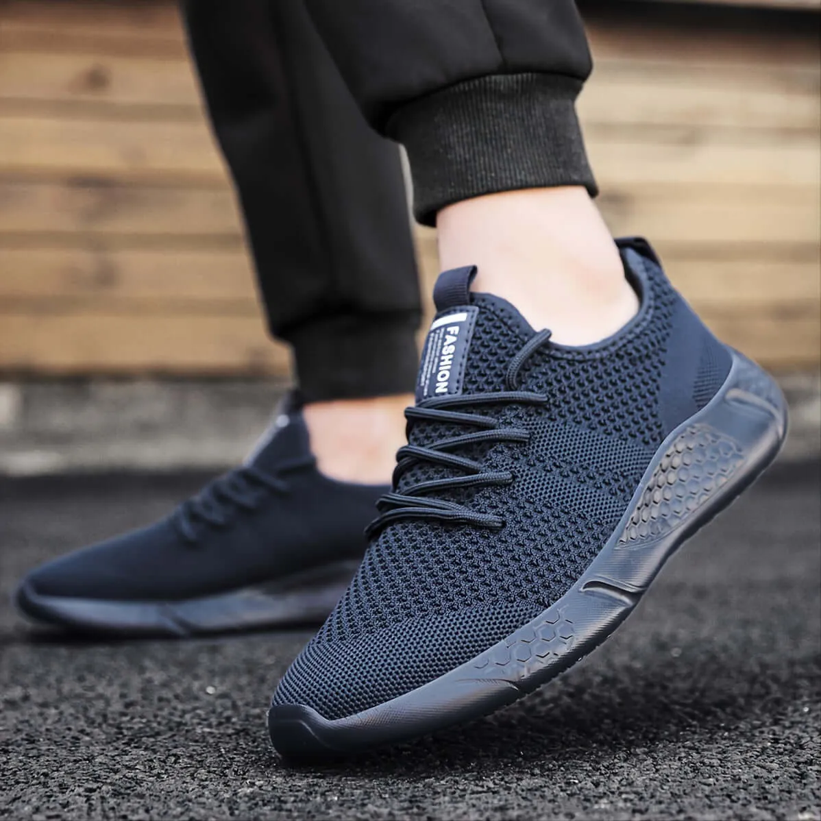 Men's Breathable Knit Sneakers: Lightweight Casual Shoes