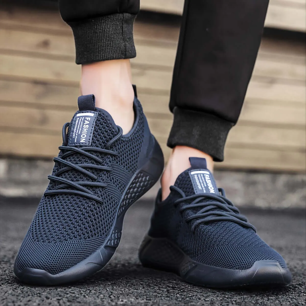 Men's Breathable Knit Sneakers: Lightweight Casual Shoes