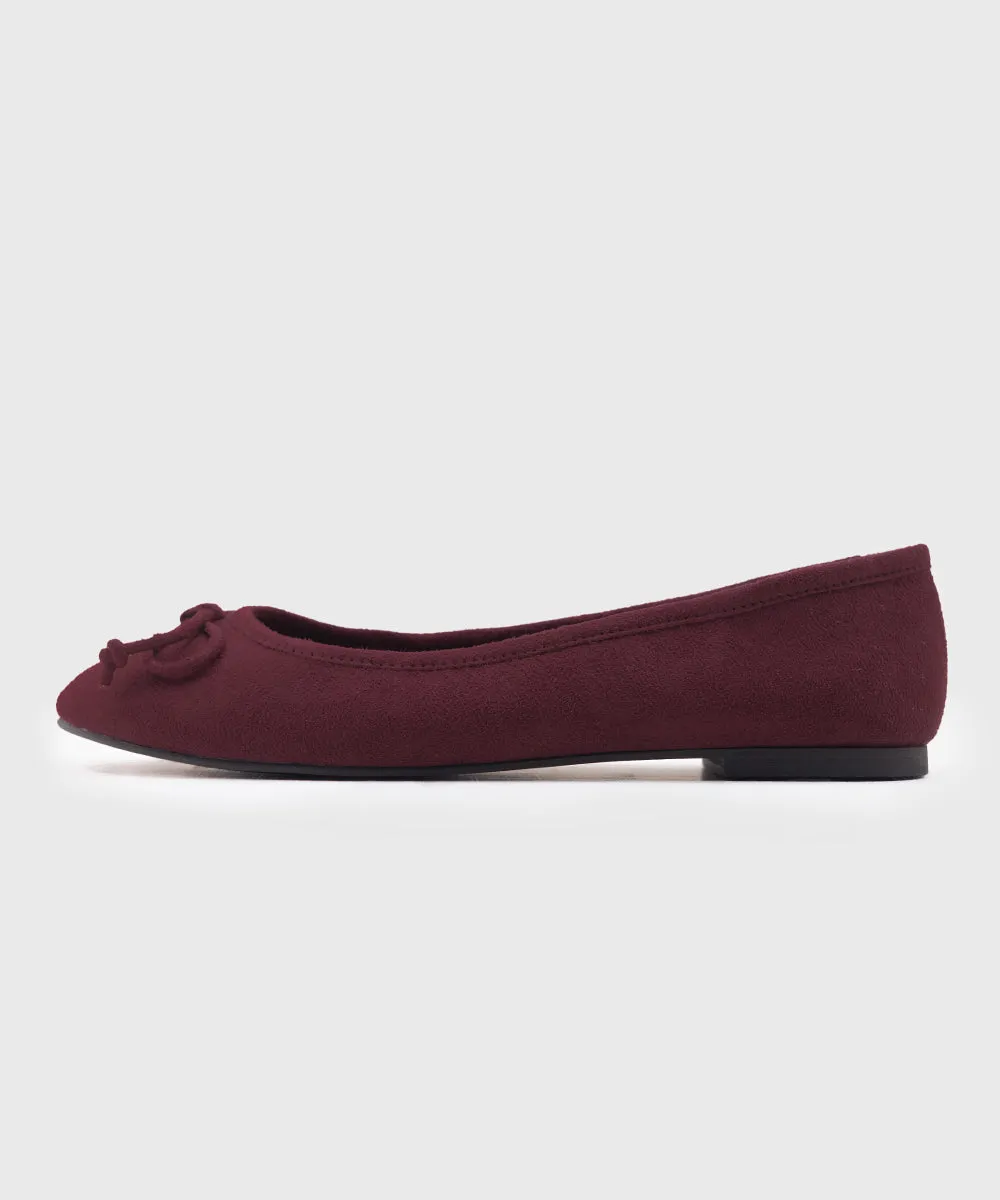 Pumps with Bow Detail
