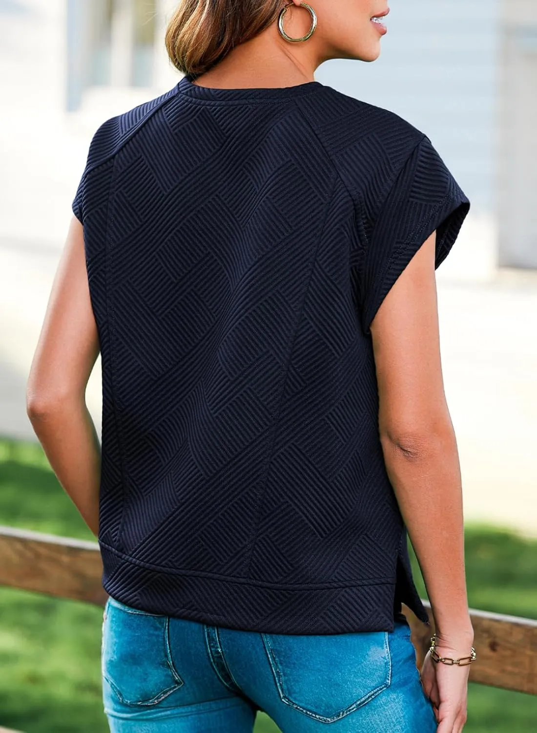 SHEWIN Oversized T Shirts for Women Crewneck Short Sleeve Casual Summer Tops Tees