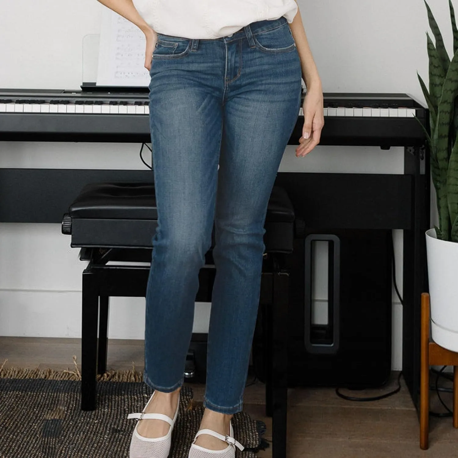 Straight Leg Jeans for Women Stretchy High Waisted Bootcut Jeans Y2K Cute Slim Fit Vintage Pull On Denim Pants