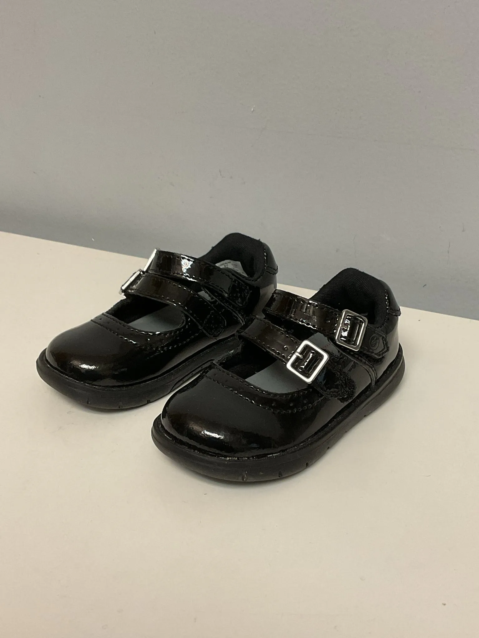 Stride Rite Child Shoe Size 5.5 Black Patent Leather Shoes