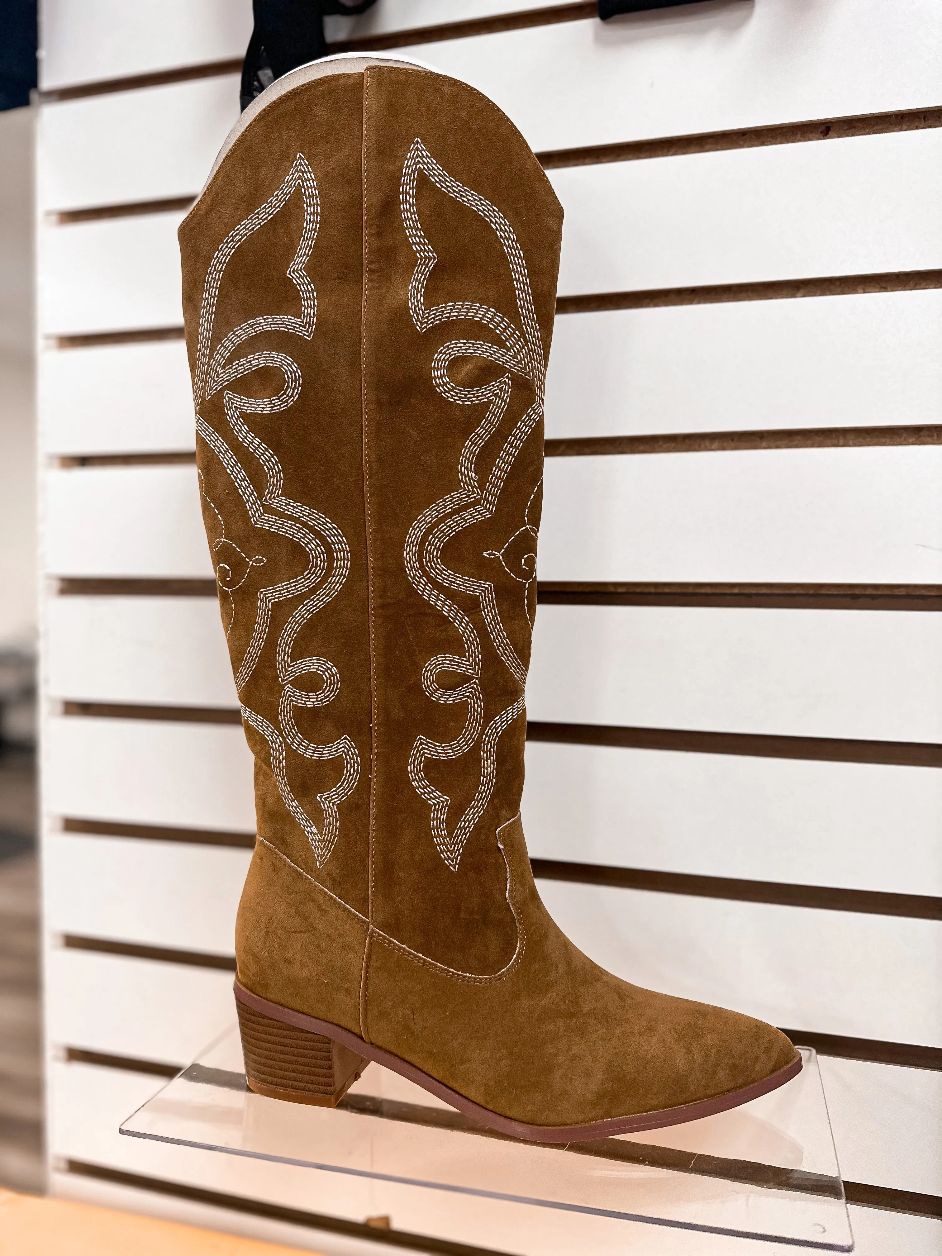 SUEDED COWBOY BOOTS
