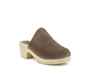 The Rag Company Darcie Taupe Suede Clogs