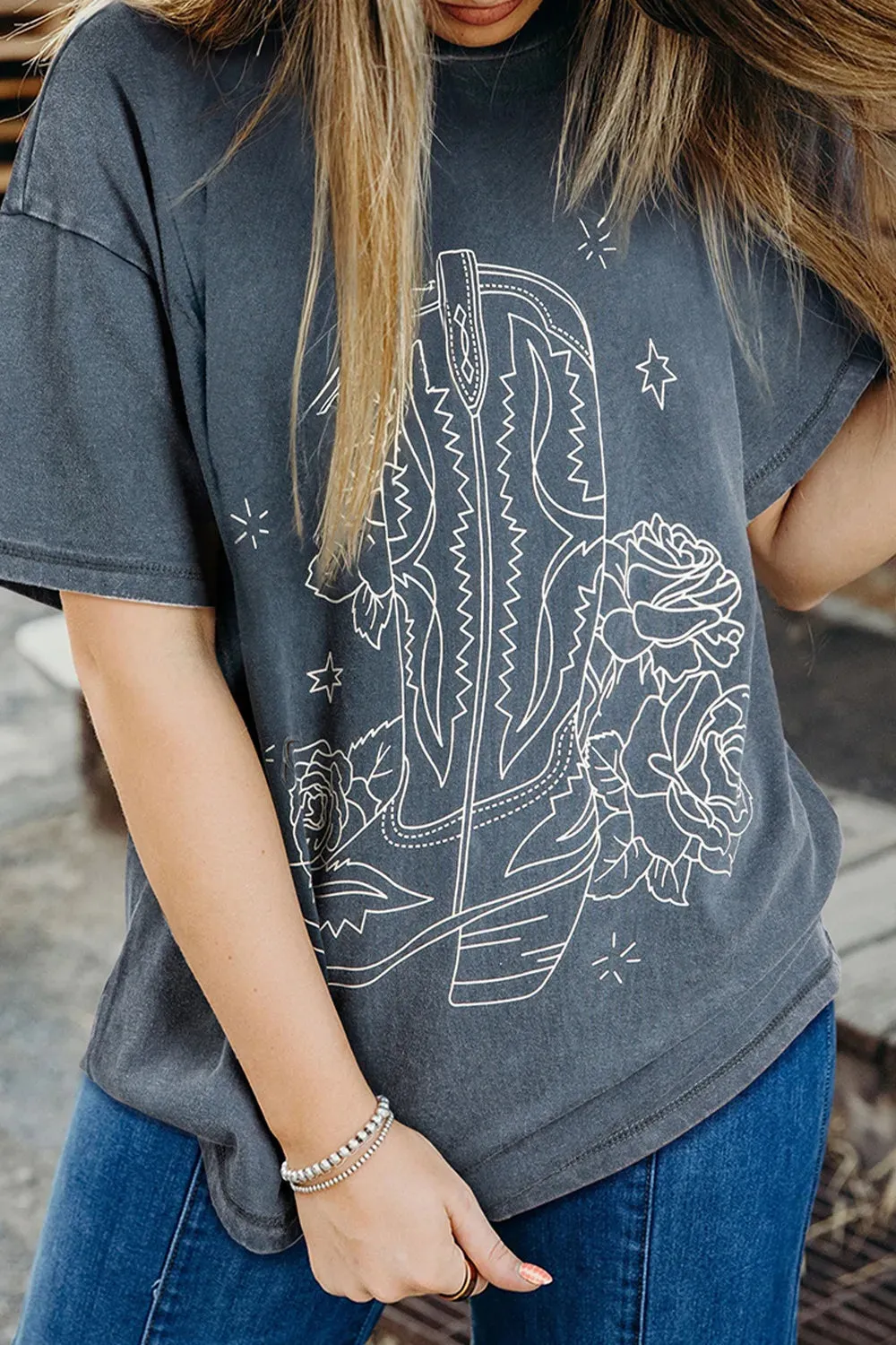 Western Cowboy Boots Graphic T-Shirt for Casual Style