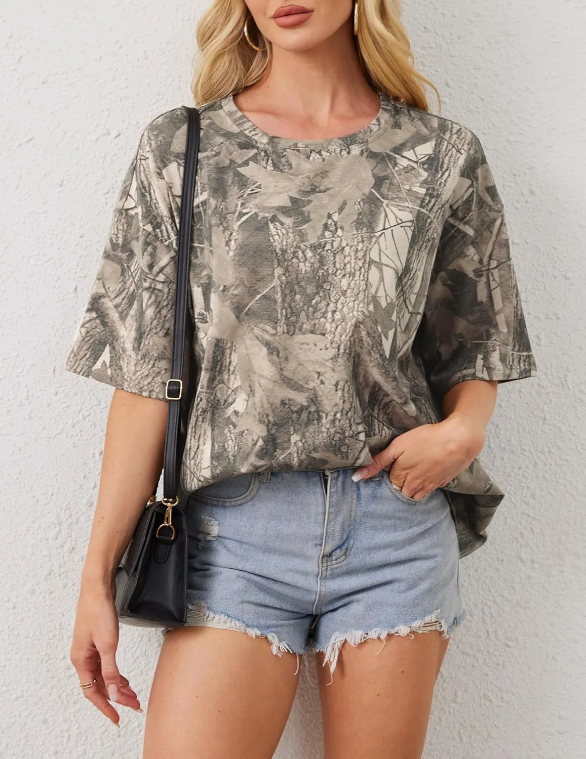 Women Camo Tee Shirt for Men Maple Leaf Print Oversized T Shirt Short Sleeve Summer Casual Tee Tops