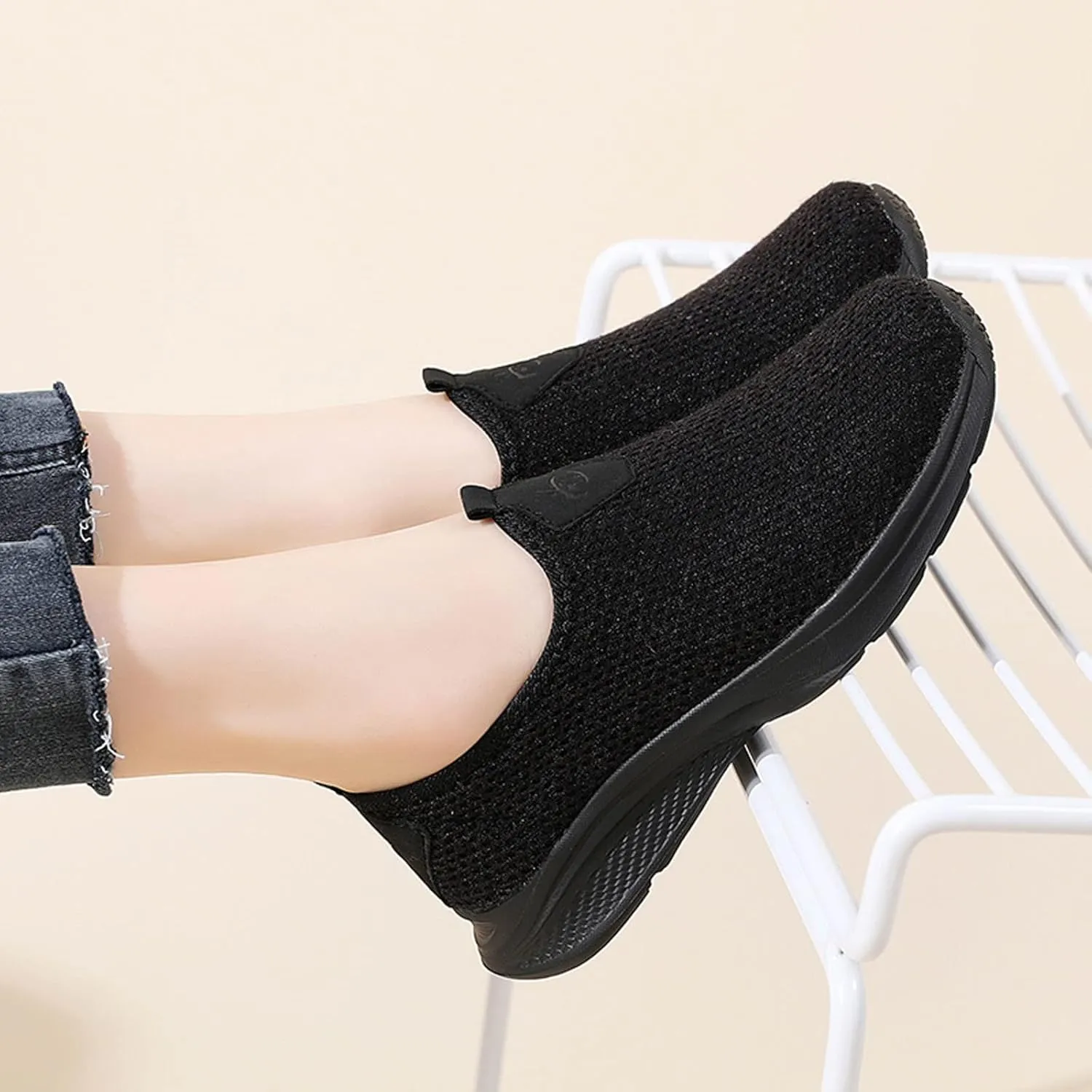 Womens Non Slip Work Shoes Slip On Water Resistant Slip On Shoes Women Food Service Men's Casual Dress Shoes Fashion Sneakers 2025 White Tennis Shoe Loafers Shoe
