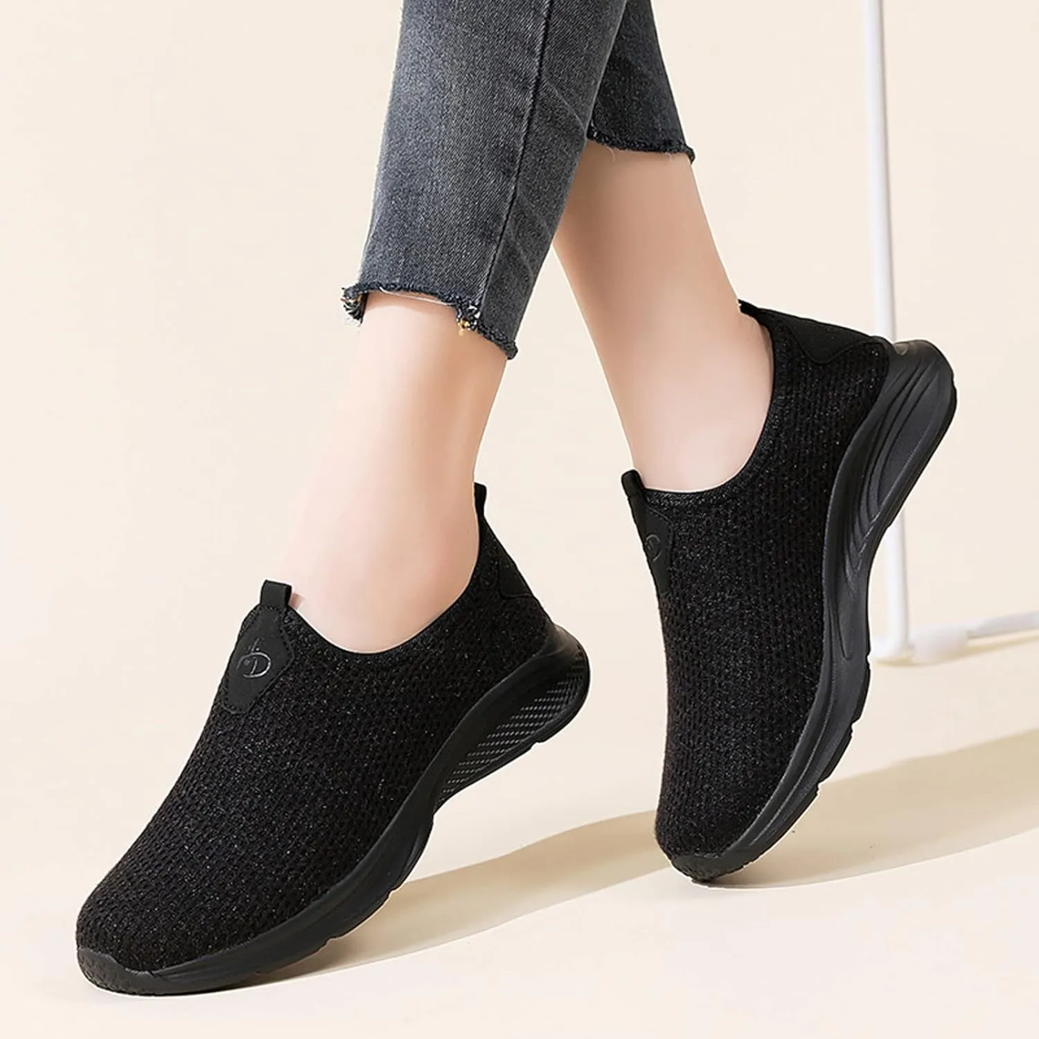 Womens Non Slip Work Shoes Slip On Water Resistant Slip On Shoes Women Food Service Men's Casual Dress Shoes Fashion Sneakers 2025 White Tennis Shoe Loafers Shoe
