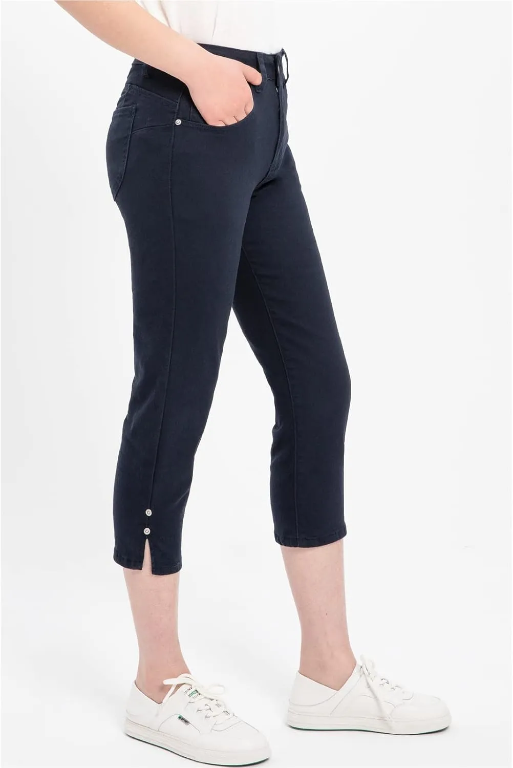 ZENTHACE Women's Basic 5-Pocket Twill Capri Pants Stretch Straight Leg Casual Capris